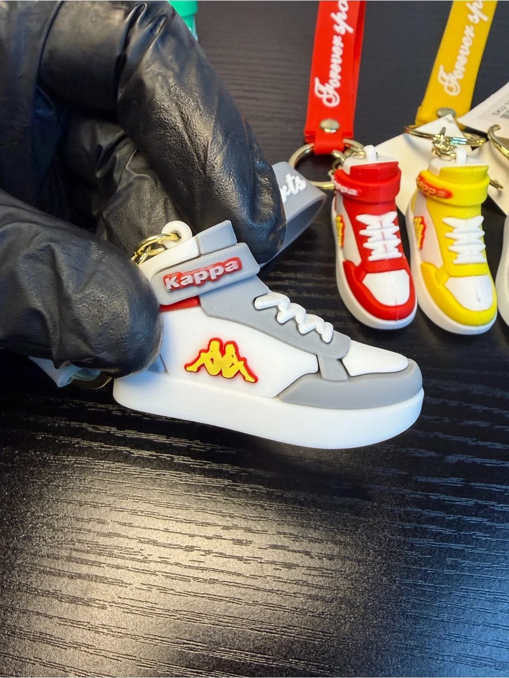 6Pcs Sneaker Keychain - Multicolor Set GREAT FOR GIFTS.